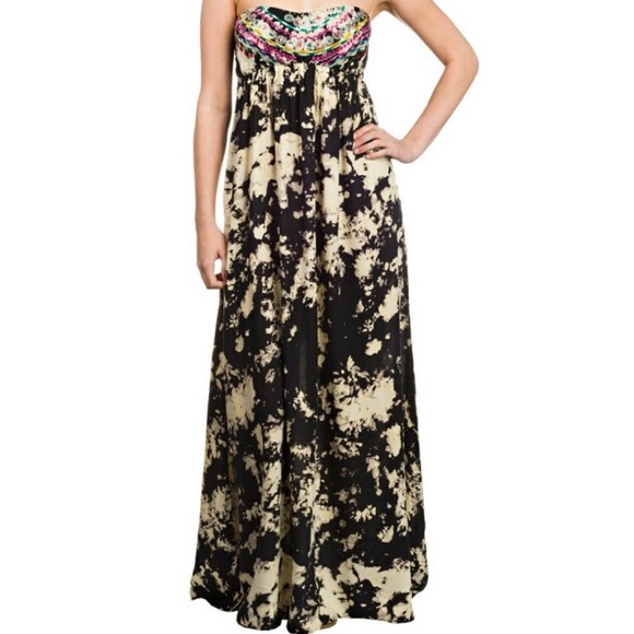 Billabong Smocked Embroidered top Maxi Dress - Picture 2 of 16